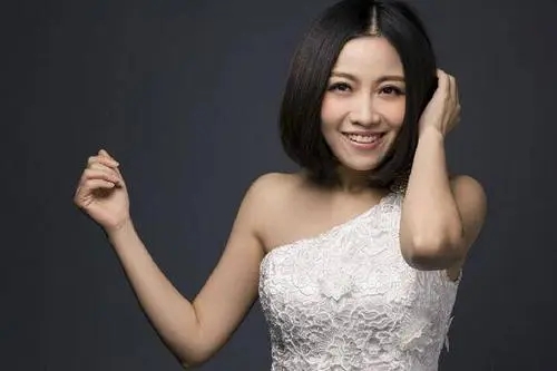 姚贝娜